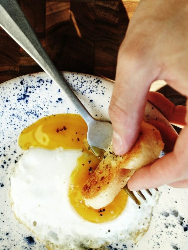 How To Fry An Egg Perfectly The Ultimate Guide On Fried Eggs